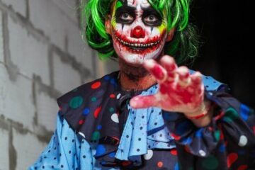 Easy Clown Makeup Ideas For Halloween 2021 featured image